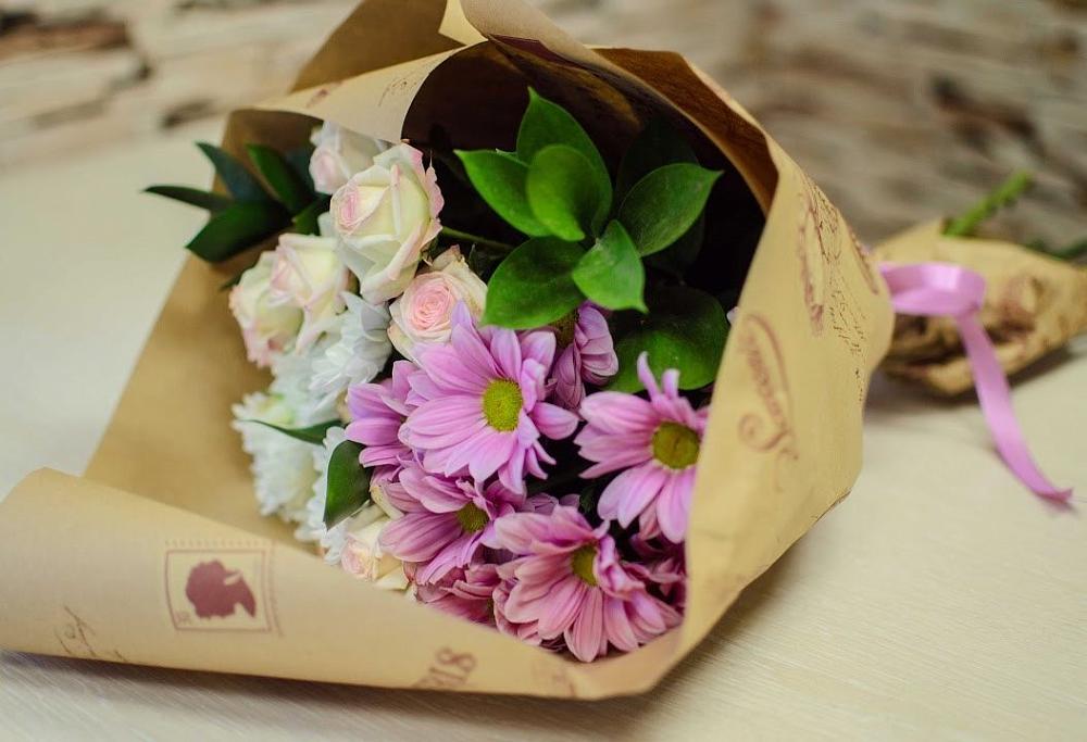 Букет цветов из: Розы и Хризантемы в Стригуны