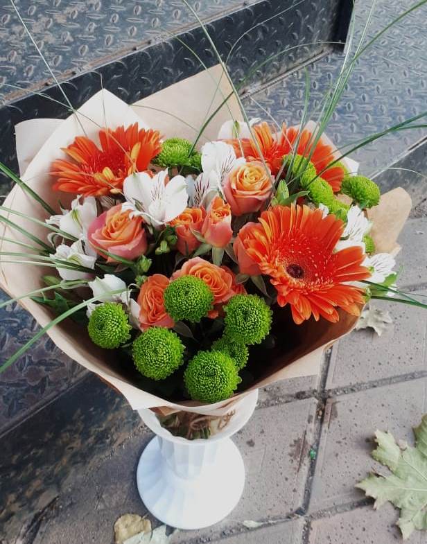 Букет цветов из: Герберы, Хризантемы, Альстромерии и Розы в Стригуны