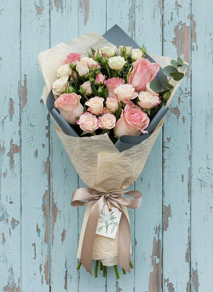 Букет цветов из: Розы в Стригуны