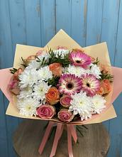 Букет цветов из:  Розы, Герберы и Хризантемы в Стригуны