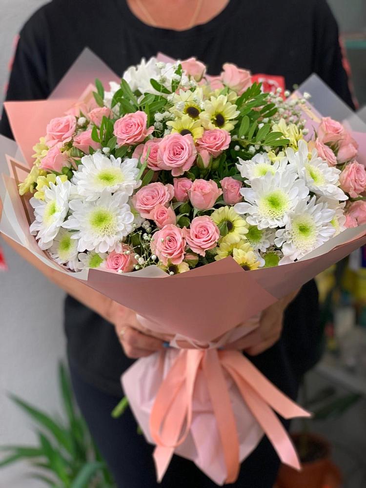 Букет цветов из: Розы и Хризантемы в Стригуны