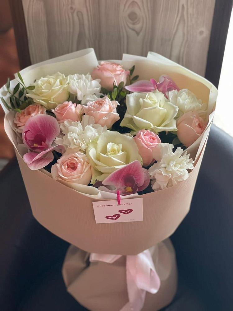 Букет цветов из: Орхидеи, Розы и Гвоздики в Стригуны