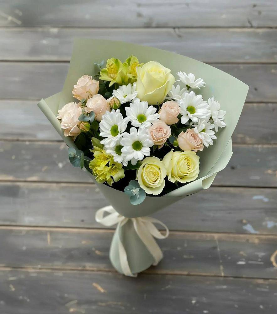 Букет цветов из: Альстромерии, Розы и Хризантемы в Стригуны