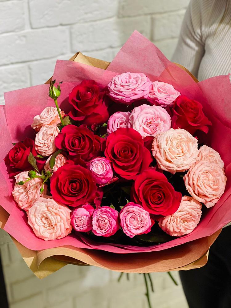 Букет цветов из: Розы в Стригуны