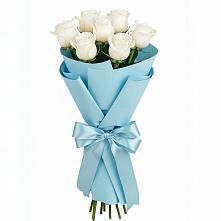 Букет 7 белых роз Проуд в Стригуны