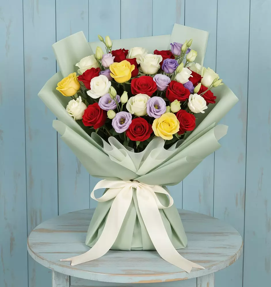 Букет цветов из: Розы в Стригуны