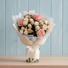 Букет цветов из:  Розы в Стригуны